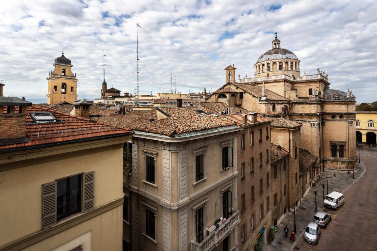 Residenza Cavour Aparthotel Parma Exterior photo