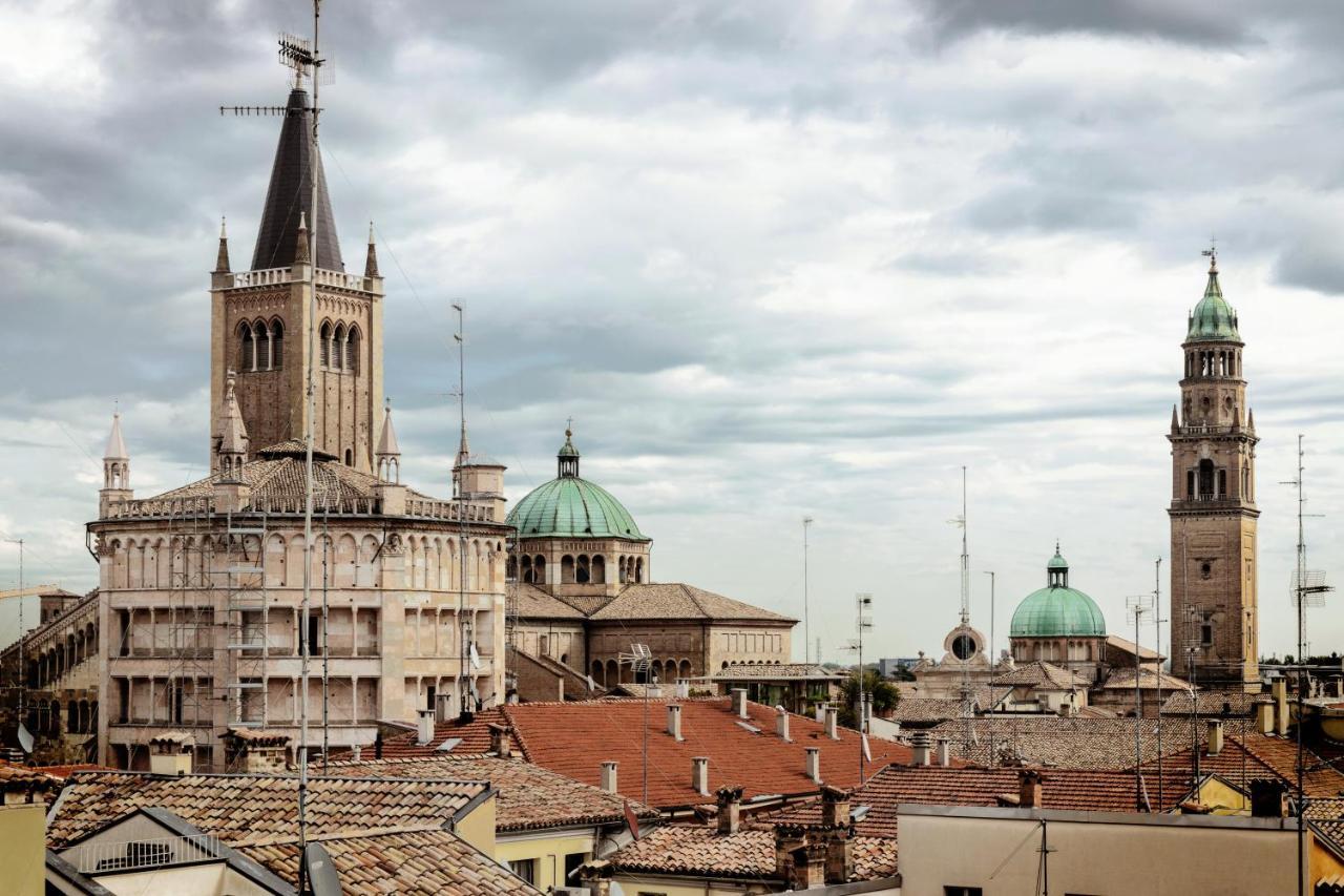 Residenza Cavour Aparthotel Parma Exterior photo