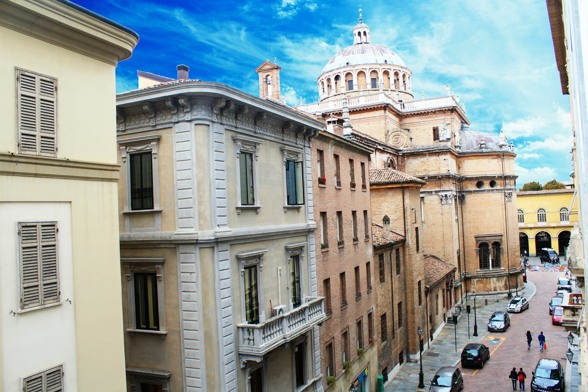 Residenza Cavour Aparthotel Parma Exterior photo